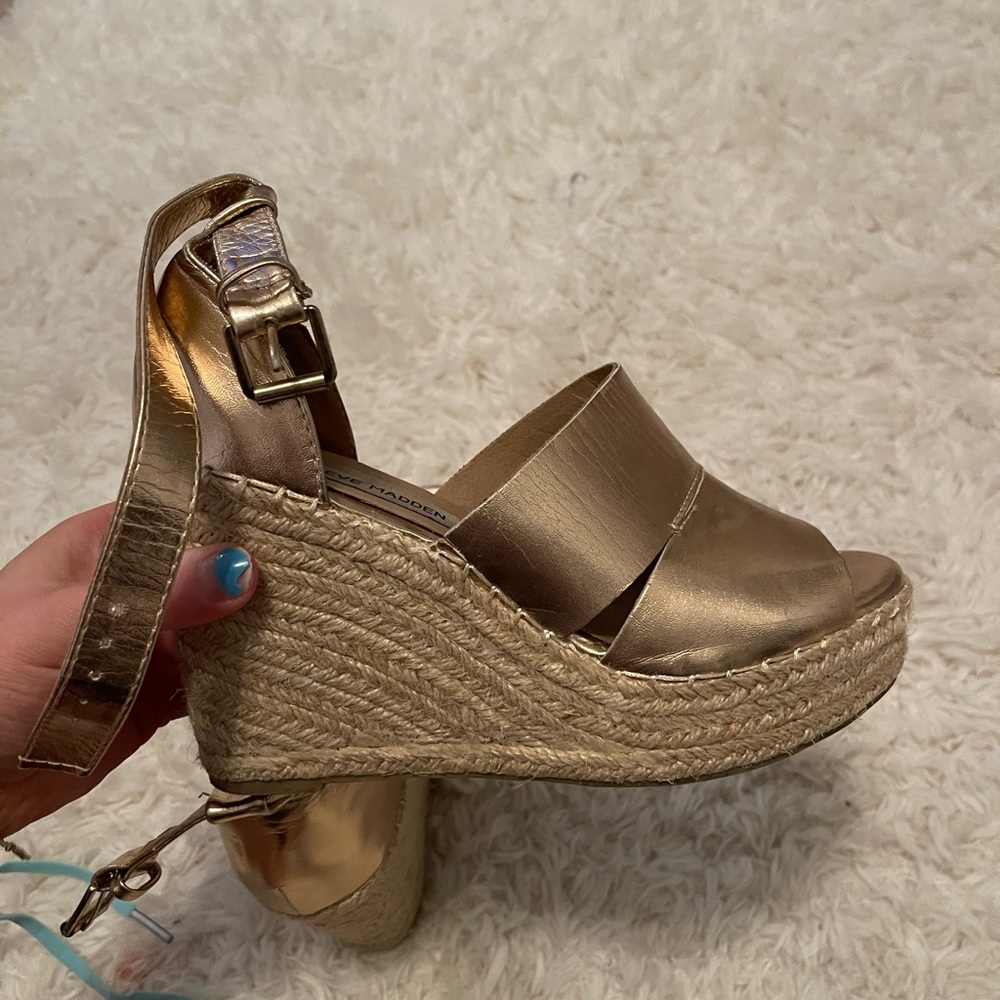 Steve Madden Platform Wedge